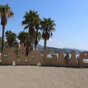  Konukevi Santa Paula İspanya